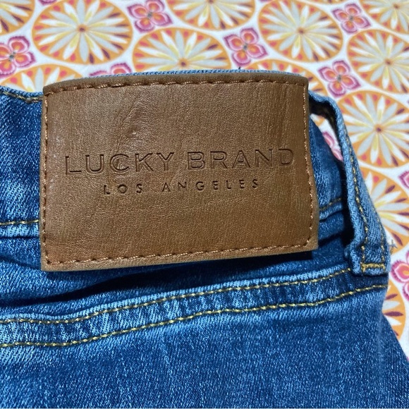 Lucky Brand 410 Athletic Straight Fit in Caprea | Size 34/31 | Some Flaws - Picture 14 of 16